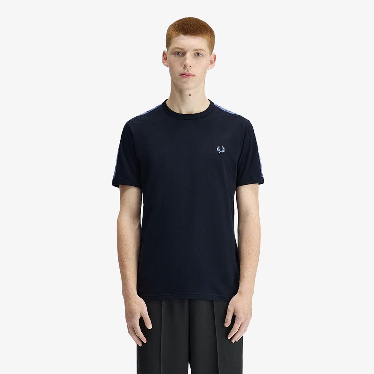 프레드페리(FRED PERRY) [Sport] 컨트라스트 테잎 링어 티셔츠 - 네이비/에이스블루 AFPM2614613-29B
