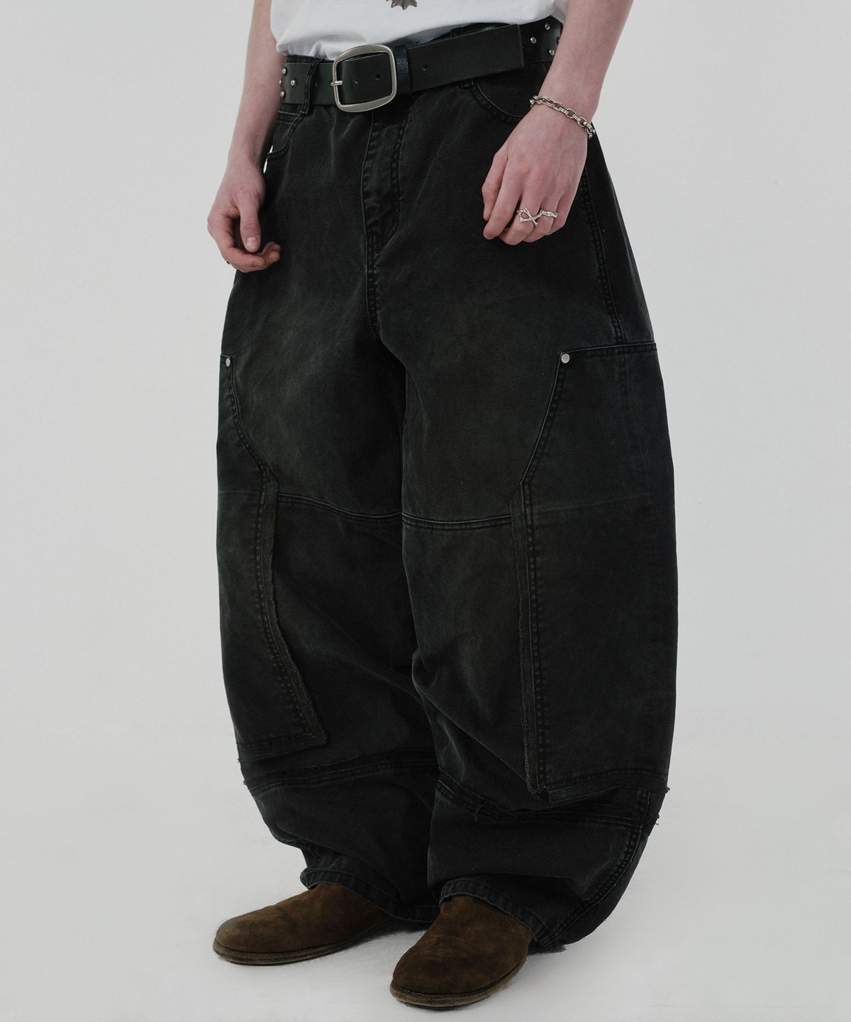 스웨이드(SUADE) SIDE PANEL PANTS [BLACK]