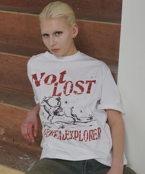 낫 로스트 그래픽 티셔츠 (화이트)