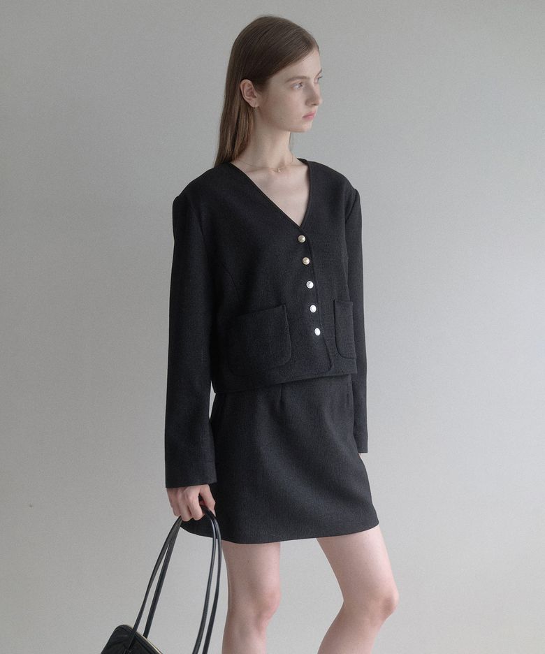 esy v-neck tweed long sleeve crop jacket (블랙)