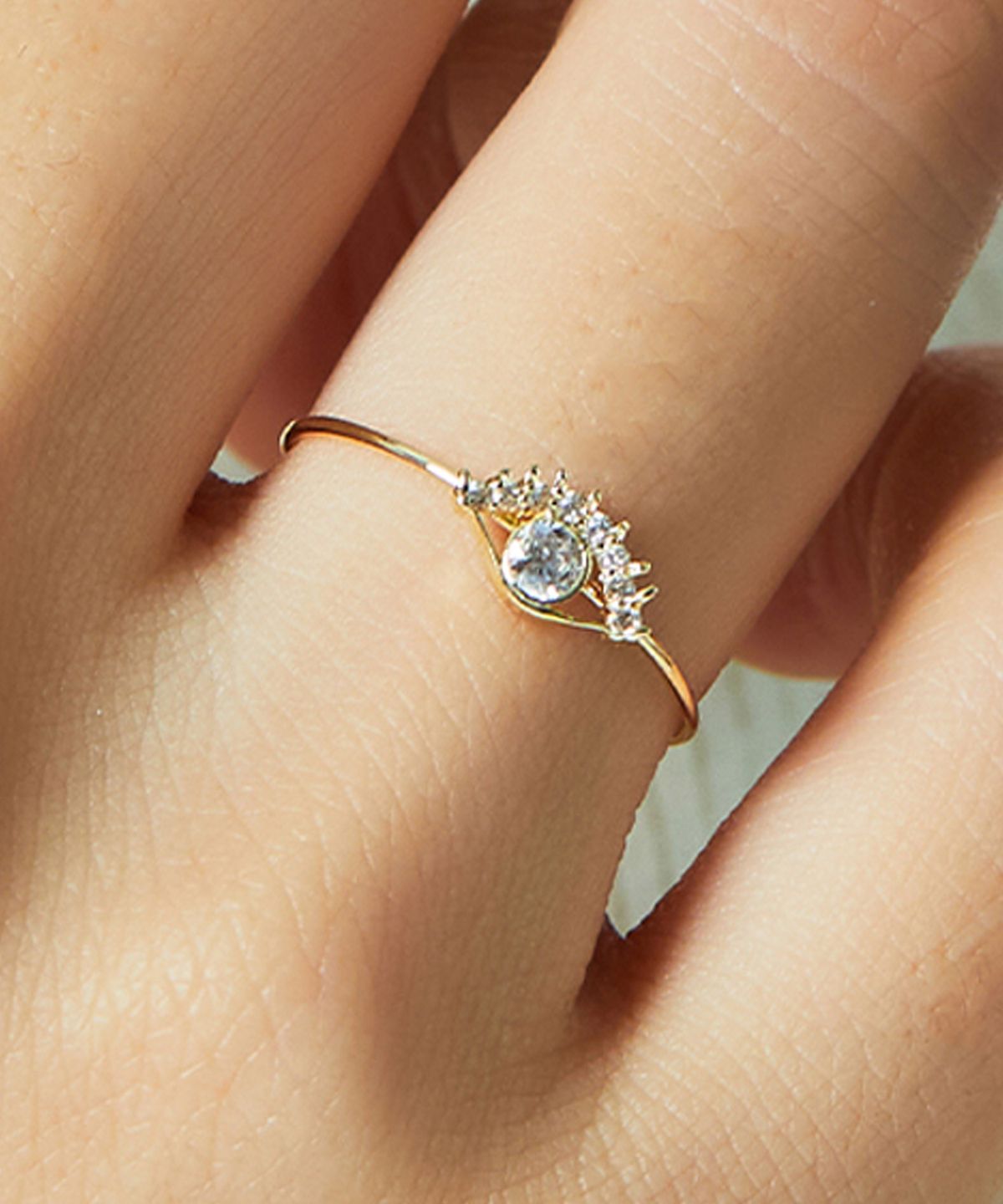 엘렌쥬얼리(HELENE JEWELRY) 14K 뷰티 아이 큐빅 미스 링 금 실 반지