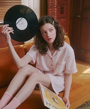 로니 여성 반팔 파자마세트