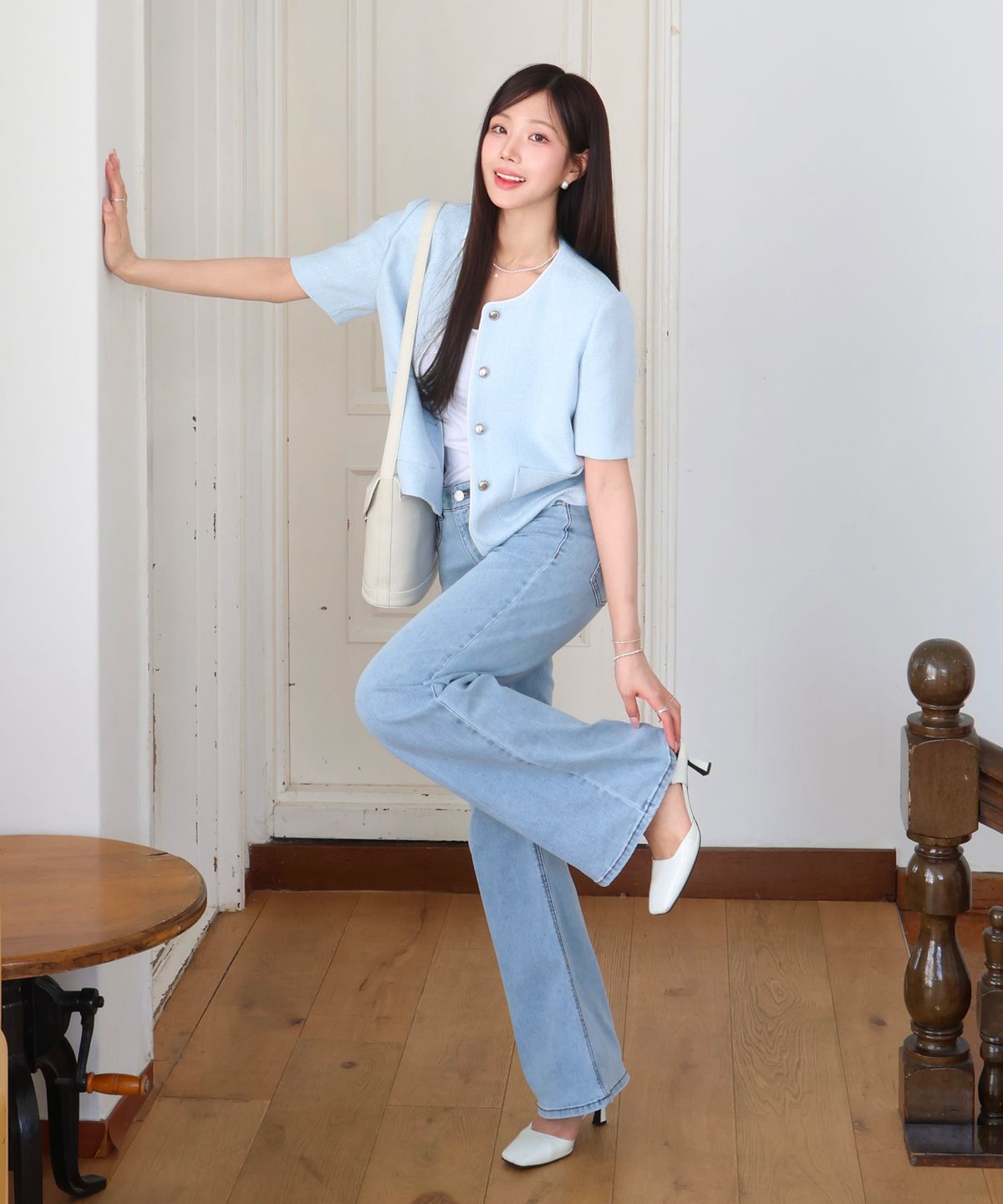 로엠(ROEM) 플레어핏 데님 팬츠 RMTJG24G14