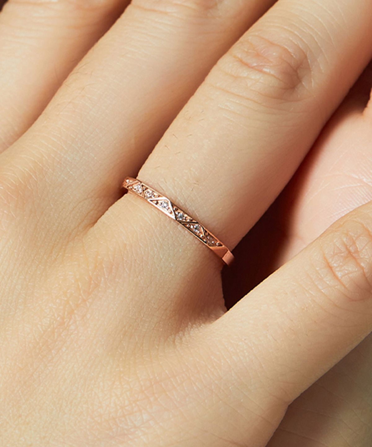 엘렌쥬얼리(HELENE JEWELRY) 14K 18K 시비오네 큐빅 라인 미스 링 금 반지