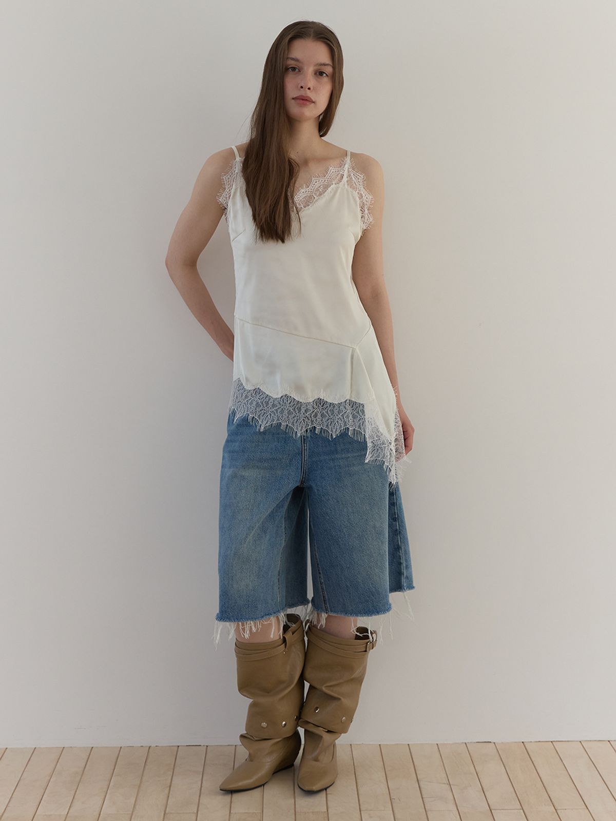 아수라(ASURA) ESSENTIAL BERMUDA DENIM PANTS (BLUE)