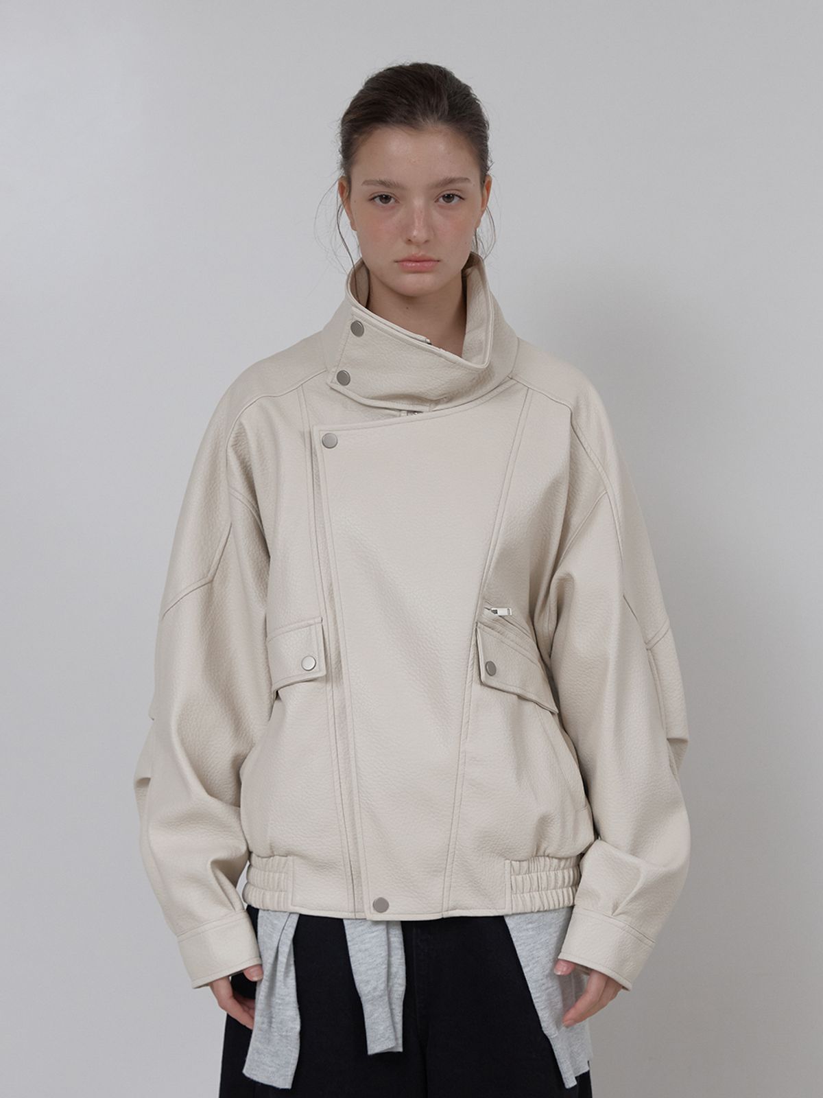 아수라(ASURA) HERITAGE LEATHER JUMPER (IVORY)