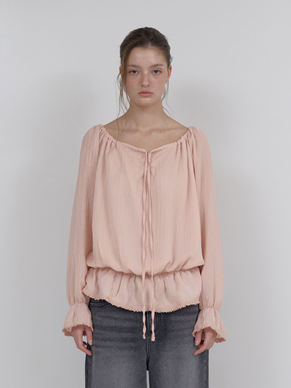 아수라(ASURA) OFF-SHOULDER SHIRRING BLOUSE (PINK)