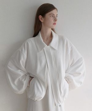 esy pleats kara blouson (화이트)