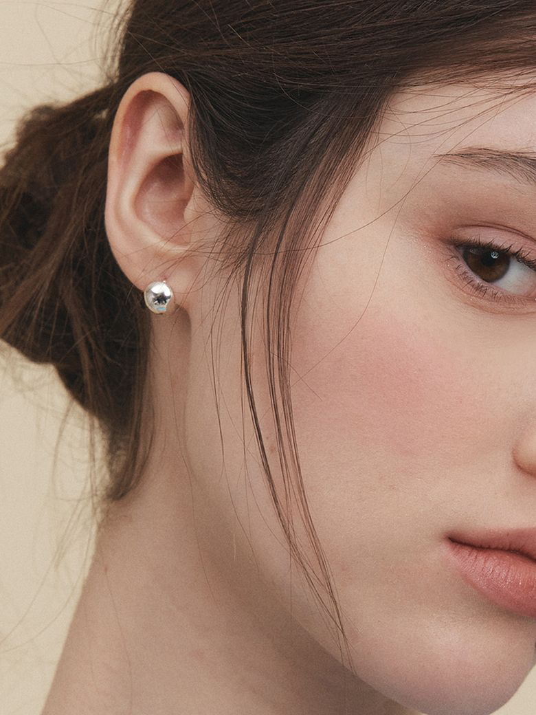 senna ball earring