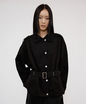 BUCKLE POINT TRENCH JACKET IN BLACK