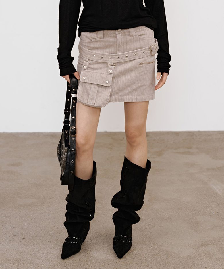 BELTED TUNNEL SKIRT IN BEIGE