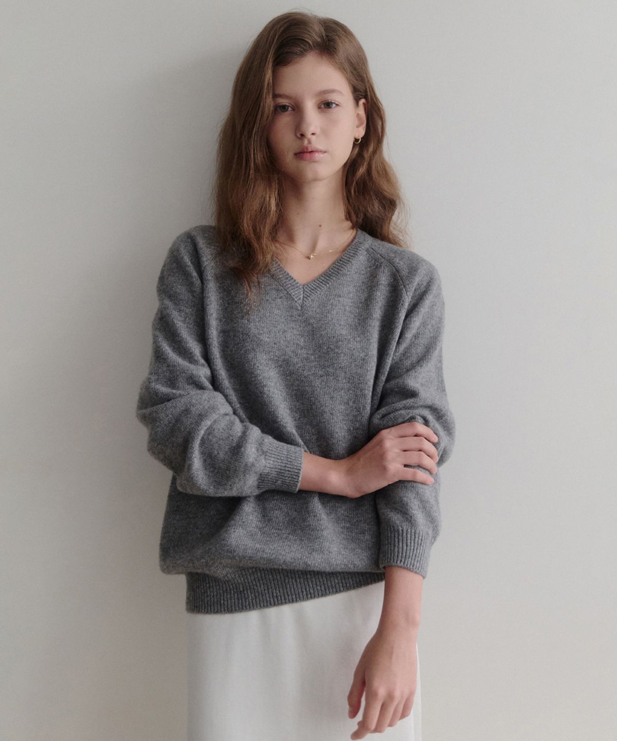 르나브(LENAV) esy cashmere v-neck knit (그레이)