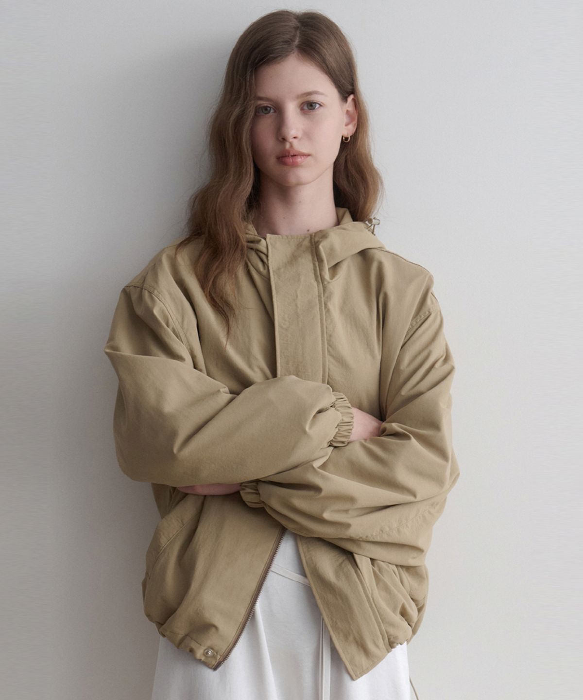 르나브(LENAV) beige hood wind breaker