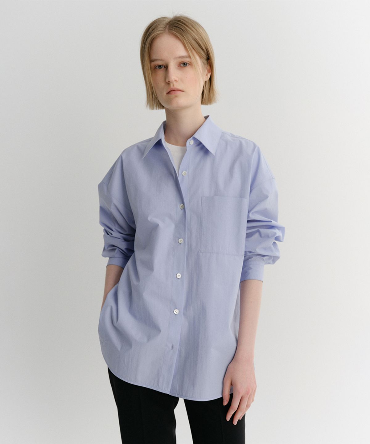 이아(EAAH) BEN SHIRT (SKYBLUE)