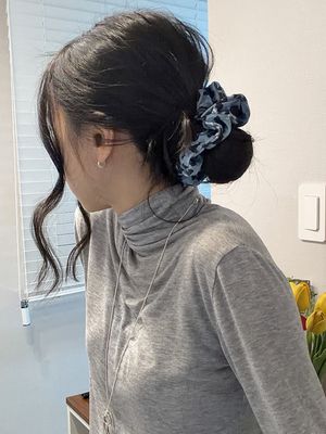 벨벳 레오파드 스크런치 (2컬러)