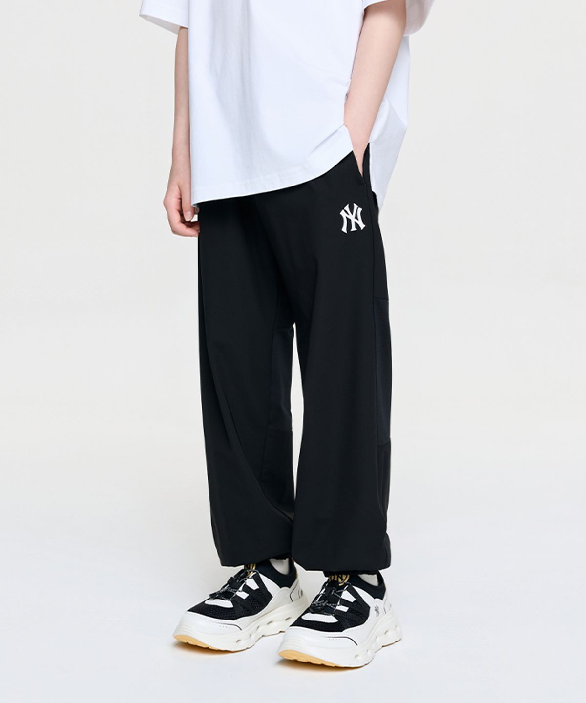 엠엘비 키즈(MLB KIDS) 스포티브 트리코트 메쉬배색 조거팬츠 NY (Black)