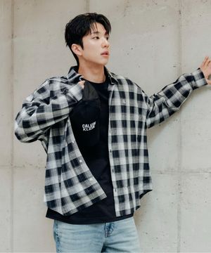 [Capsule] 인더시티 긴팔 플레이드 릴렉스 셔츠 블랙 4RF186G UB1