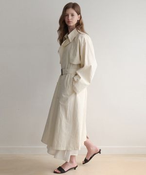 les trench cape coat (ivory)