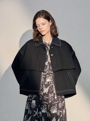 레이어드 플랩 디테일 자켓 ESFDVJK10BLK