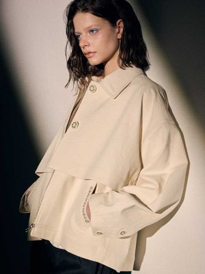 레이어드 플랩 디테일 자켓 ESFDVJK10IVR