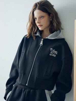 배색 후드 크롭 짚업 ESFDVOW01BLK