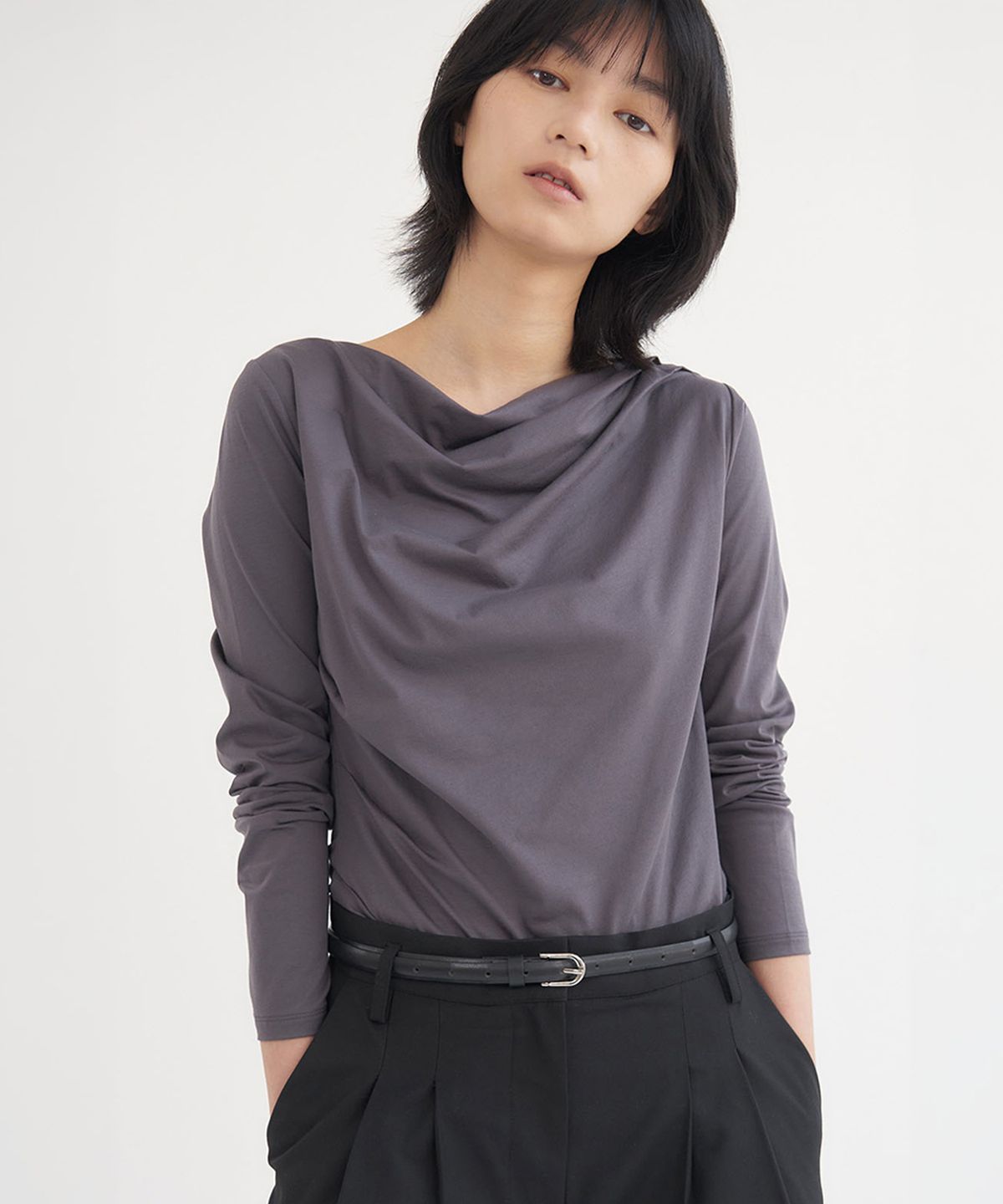 와이잭(YJACK) W_모어텐션 드레이프 긴소매 져지 블라우스(120gsm) LJT2101L
