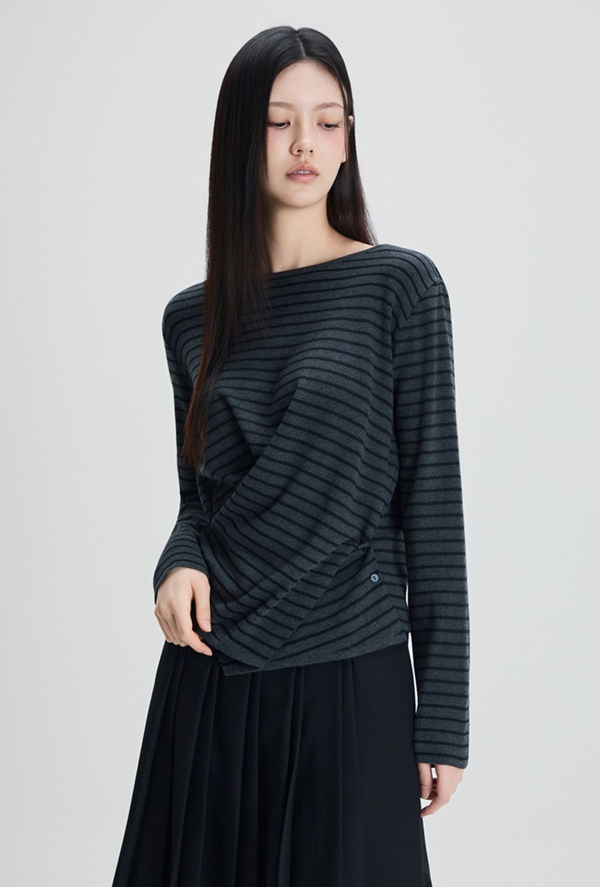 미쏘(MIXXO) 랩 버튼 니트 RE KAG316T_MIWKAG96QT
