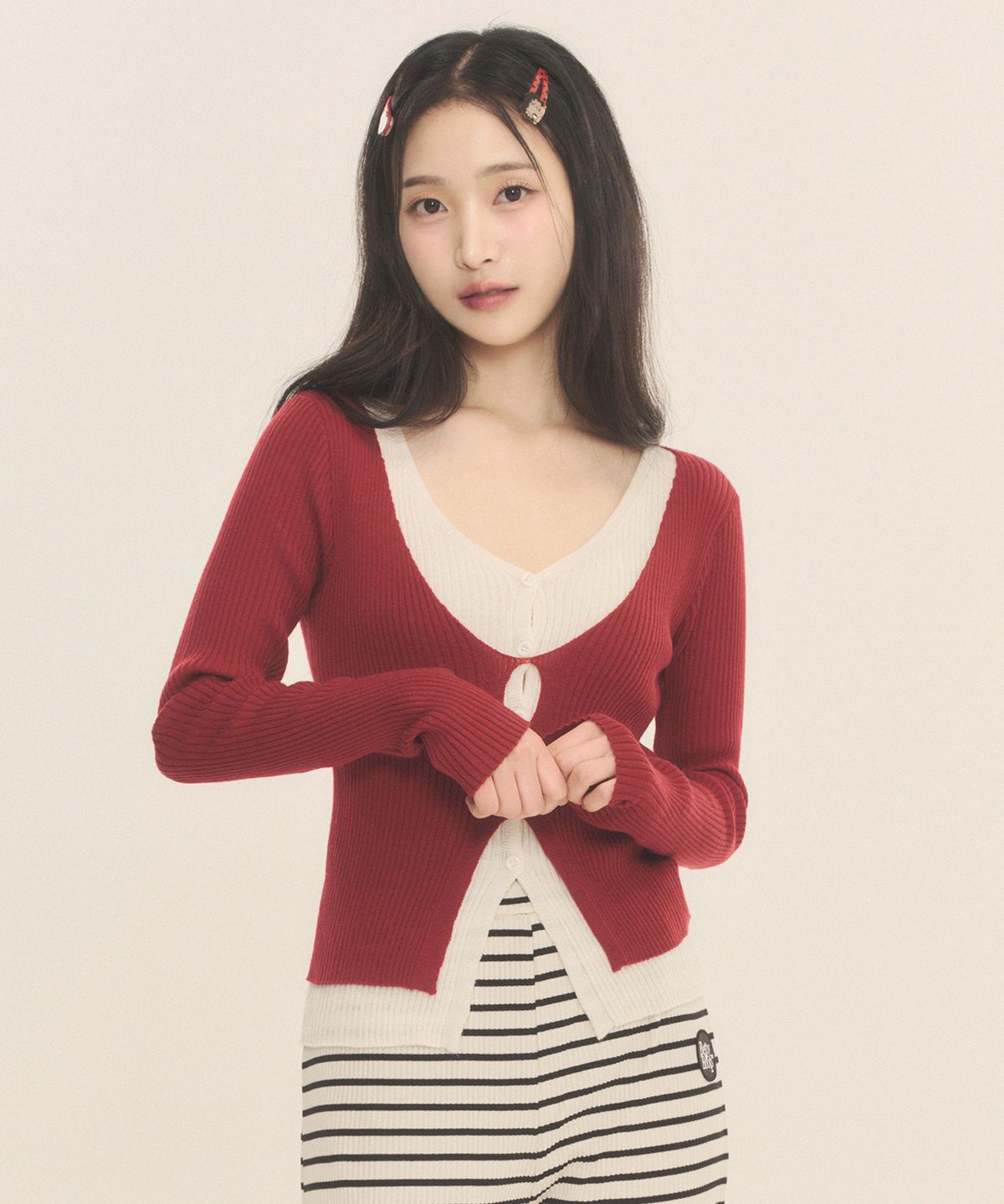 캔버스(CNVS) 베티붑 레이어드 컷아웃 긴팔 니트_레드