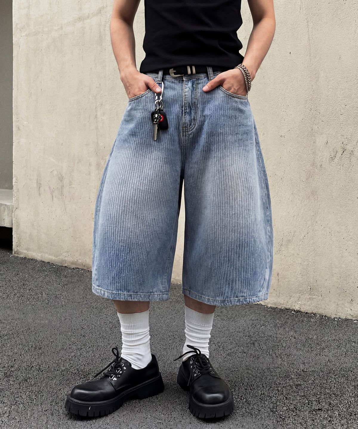 아티스트웨어(ARTISTWEAR) [ATW] 리브드 버뮤다 데님팬츠