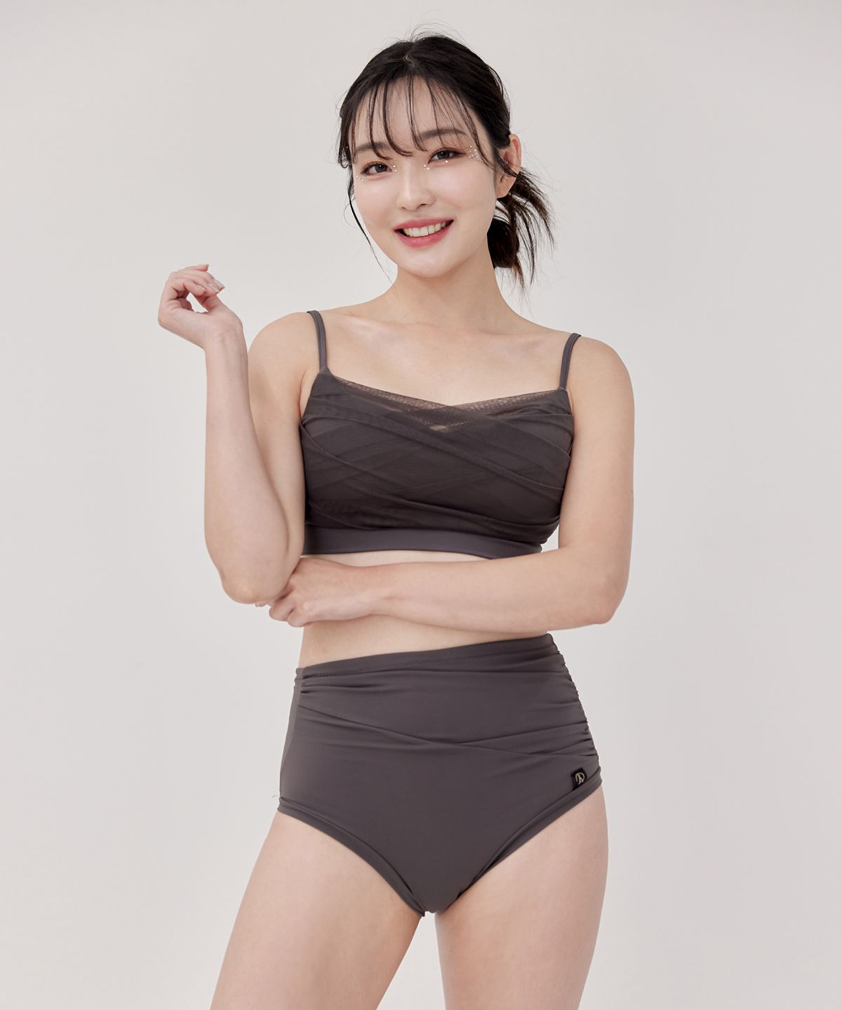 포리즈(PORRIZ) [SET] [뤼미에르_차콜그레이] 백리스 쉬폰 레이어 셔링 하이웨스트