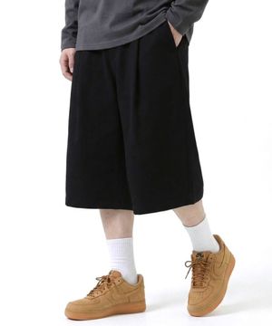 벌룬 커브드 스웨트 버뮤다 팬츠 블랙