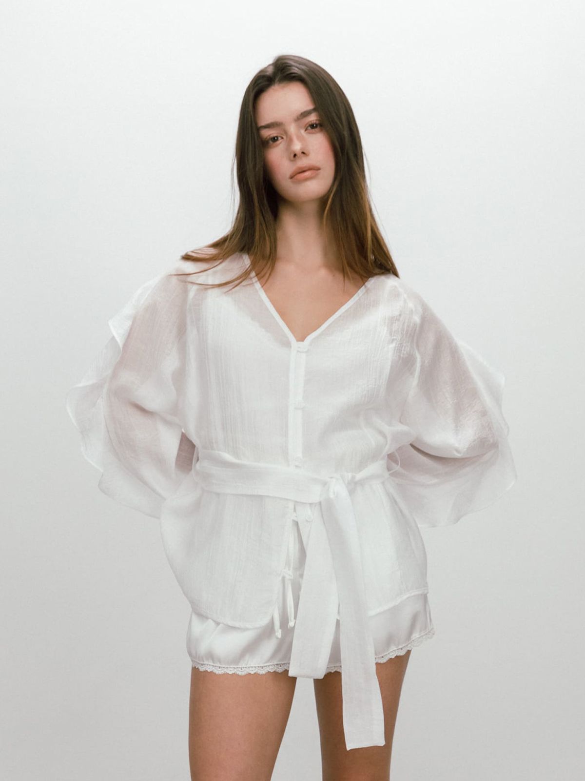 모이페어(MOIFAIRE) FRILL BELTED BLOUSE / WHITE