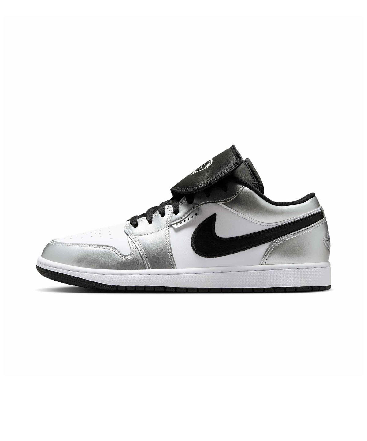 나이키(NIKE) 에어 조던 1 로우 SE M - 화이트::메탈릭 실버:블랙 / IR2278-100