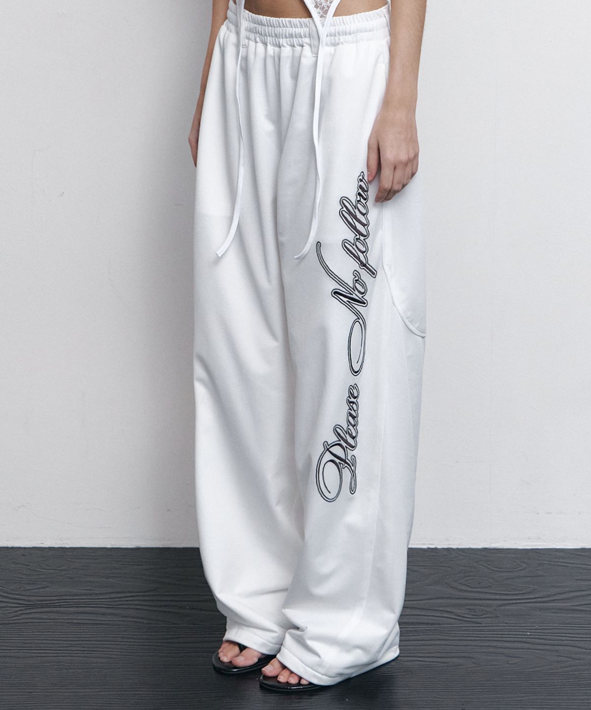 플리즈노팔로우(PLEASENOFOLLOW) Dolly Reversible Pants (White)