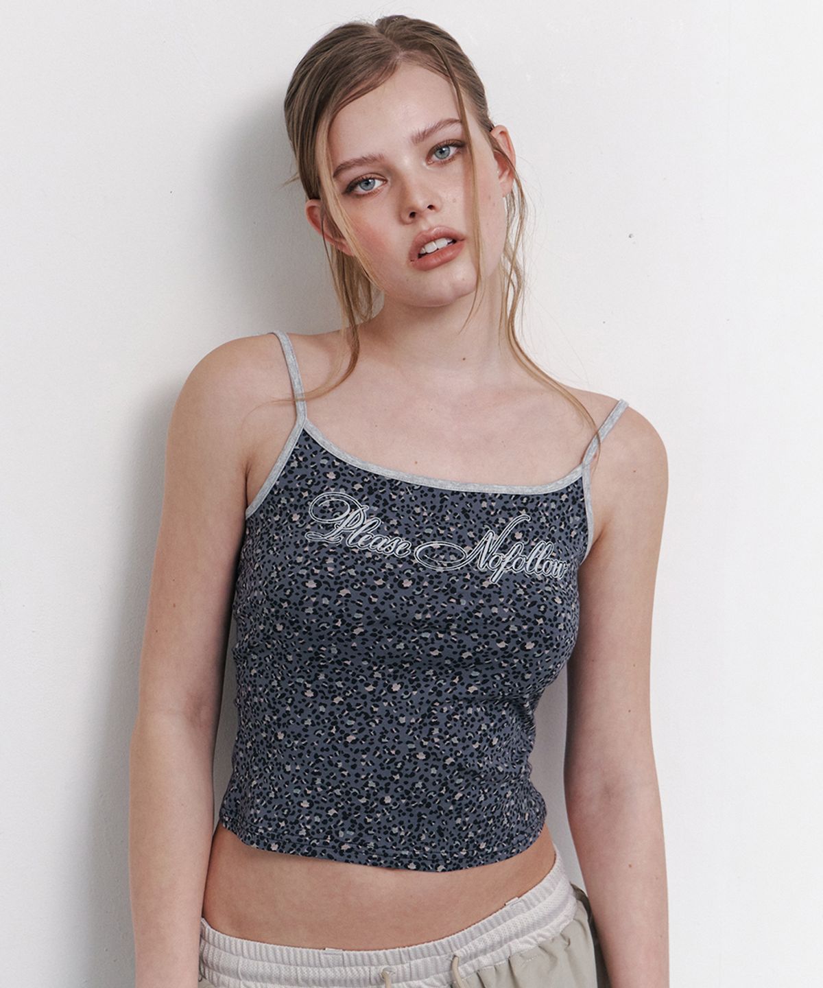 플리즈노팔로우(PLEASENOFOLLOW) Kiki Leopard Sleeveless Top (Blue Grey)