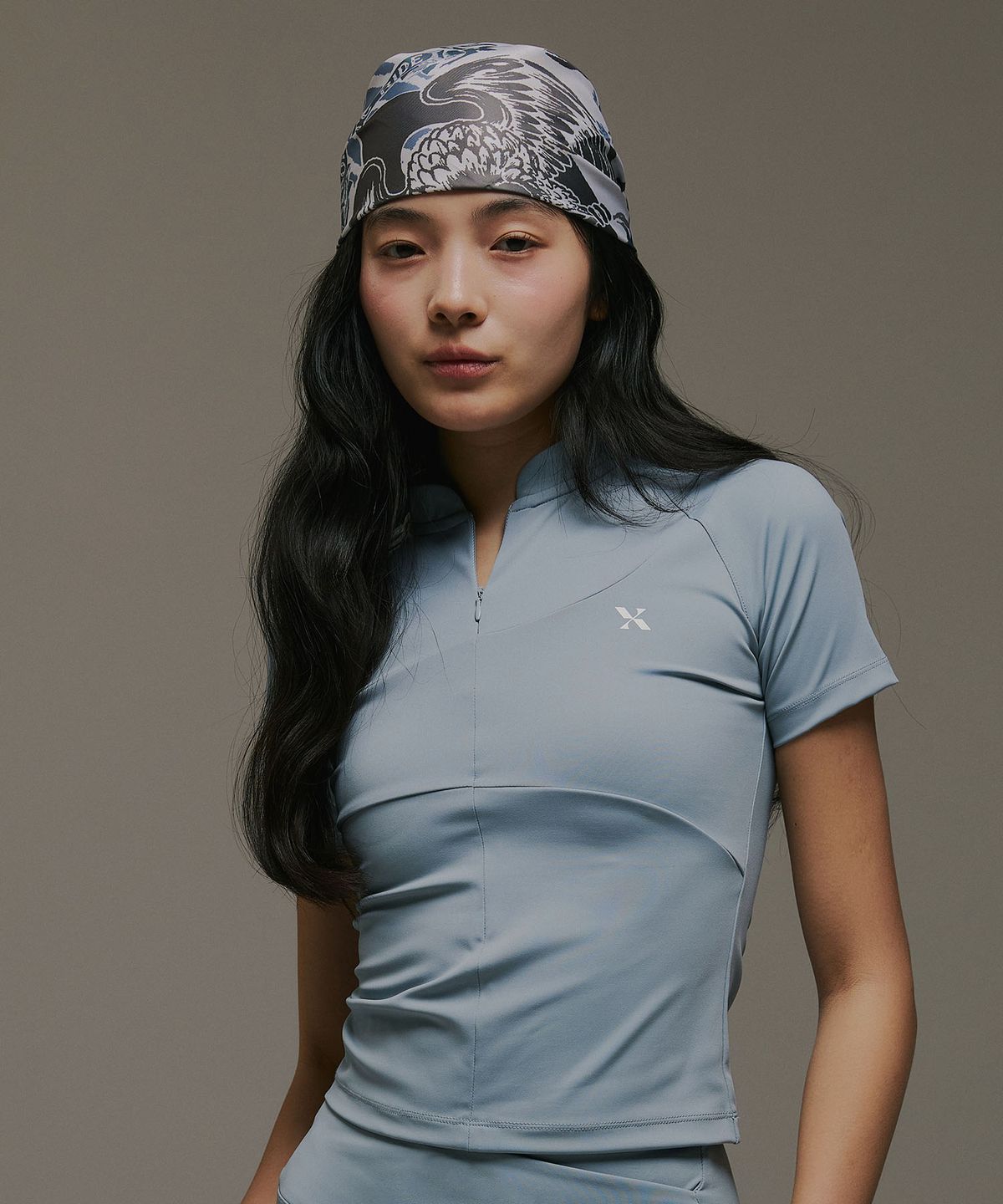 엠페브(MFAV) 만다린 하프집업 숏슬리브 블루