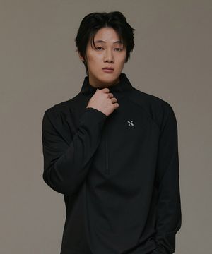 트레인 하프 집 롱슬리브 블랙