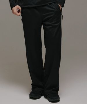 슬랜트 컷라인 코지 팬츠 블랙