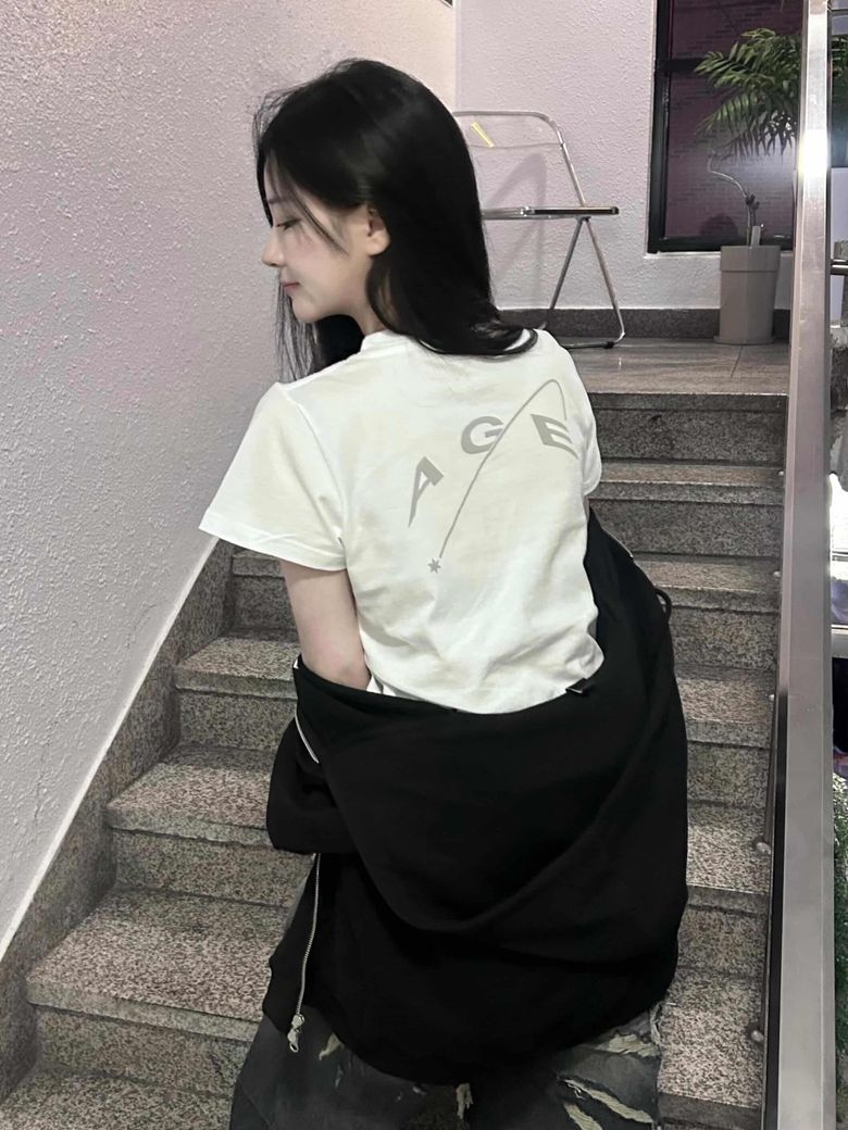 에이지 티셔츠 (화이트)