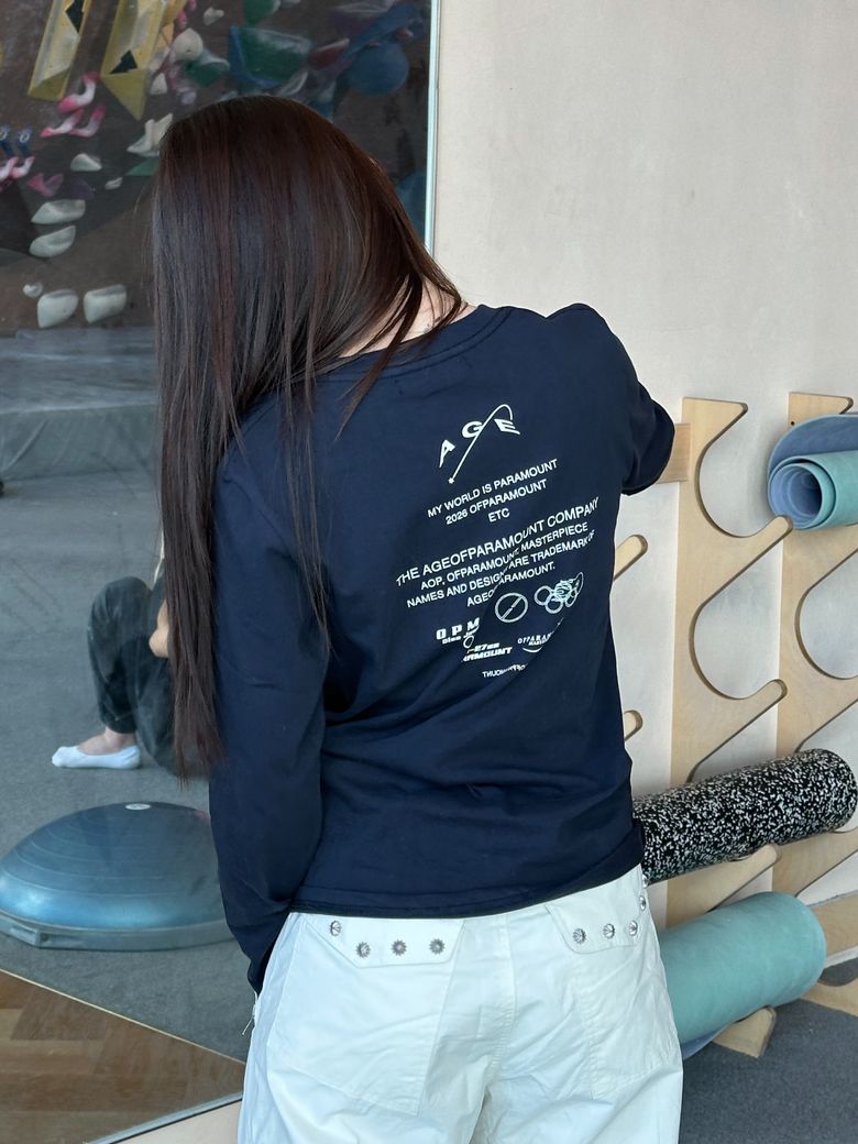 백프린팅 롱슬리브 (네이비)