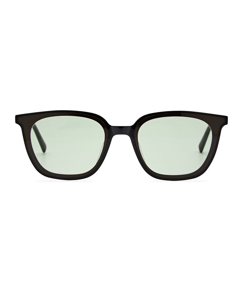 Chaze Green tint