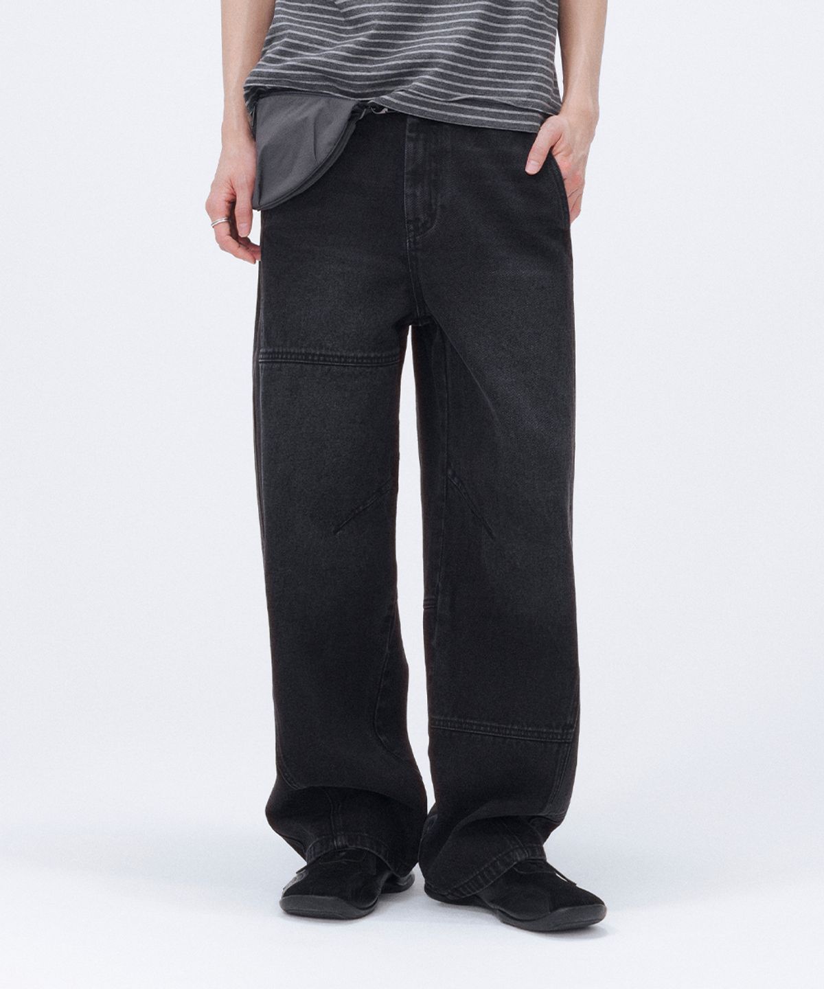 미세키서울 맨(MISEKISEOUL MEN) Stitch semi wide jeans BLACK