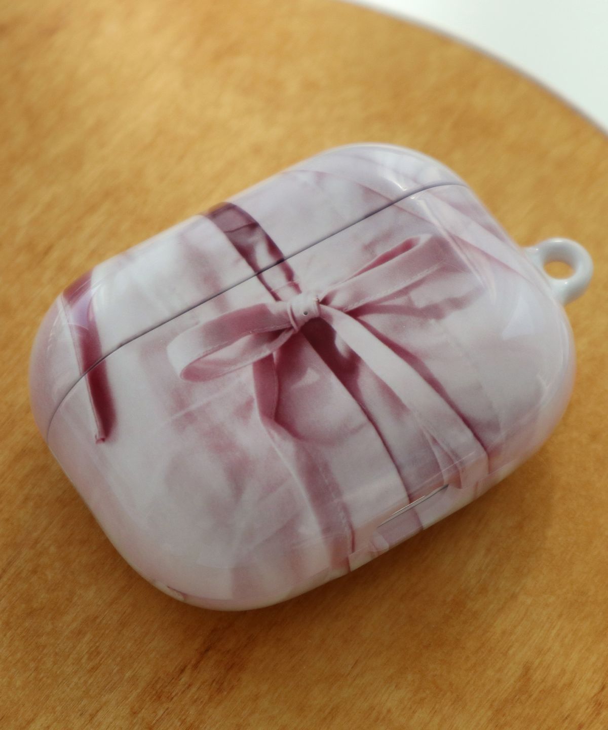하이우(HIOO) Tie a pink ribbon airpods case. (에어팟/ 에어팟 프로 케이스)