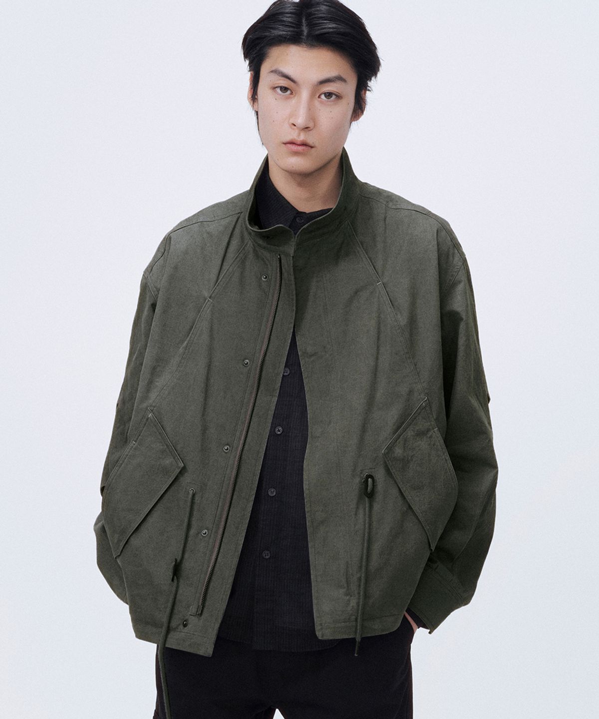 미세키서울 맨(MISEKISEOUL MEN) Double pocket short field jacket KHAKI