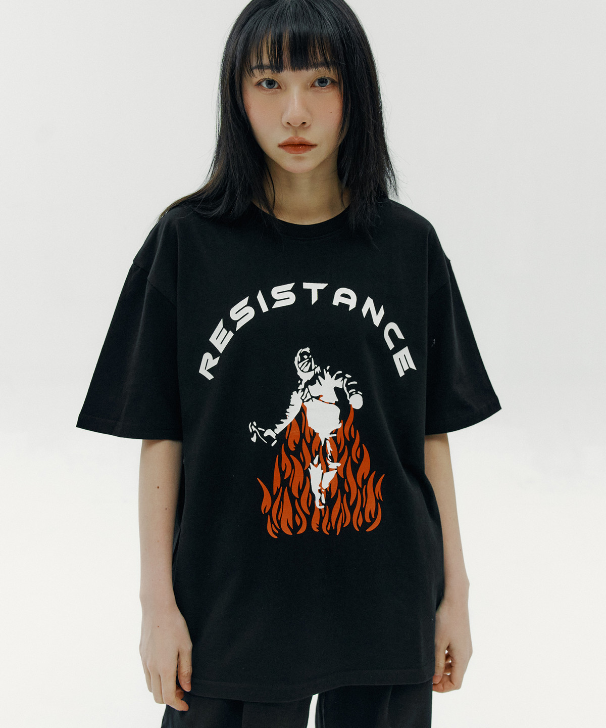 토치(TORCH) RESISTANCE T-SHIRTS ［BLACK］