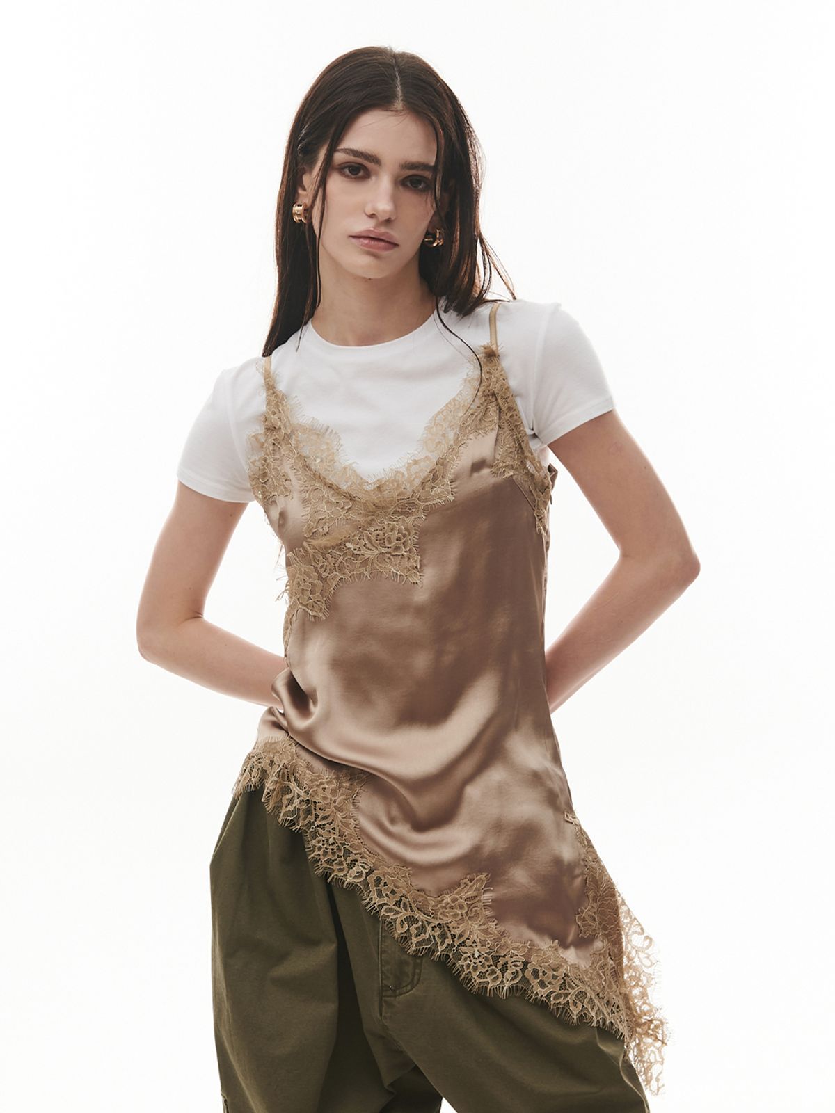 프로젝트 웨이브(PROJECT WAVE) Cilly Satin Top [BEIGE]