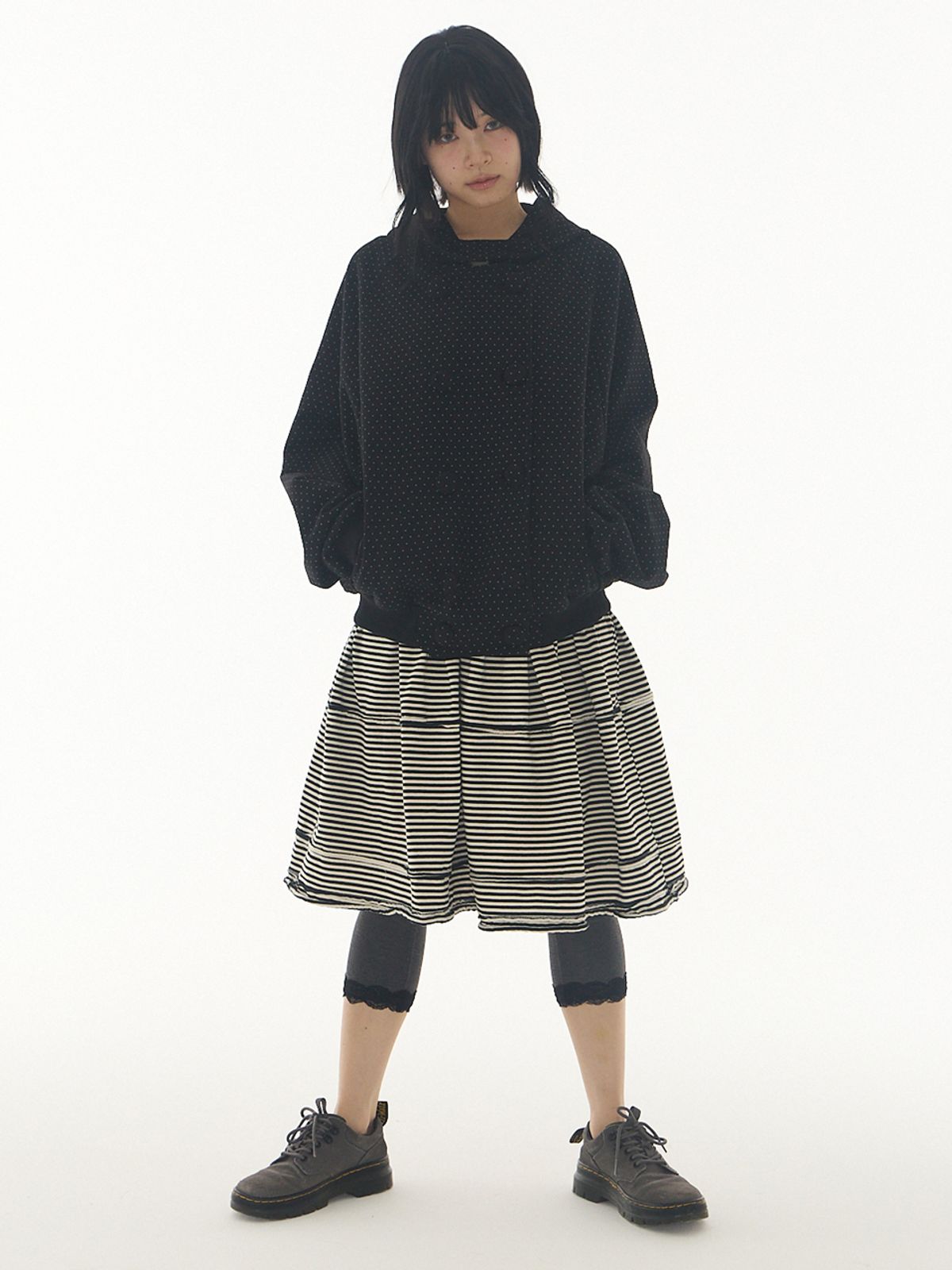 익스파이어드걸(EXPIRED GIRL) Open Edge Midi Skirt Stripe