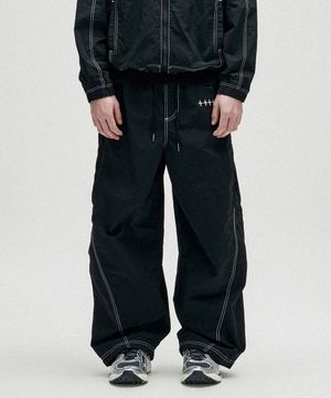 Segment Line Nylon Pants - Black
