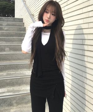 Halter Tie Bustier Top (black)