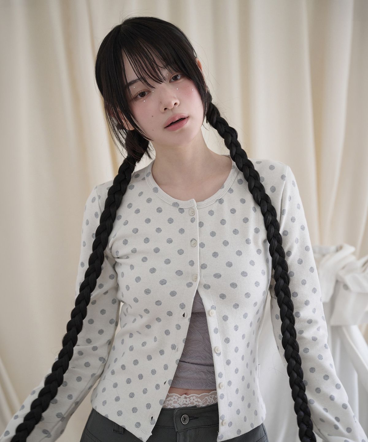 미레코(MIRECO) SOFT DOT JACQUARD CARDIGAN IVORY